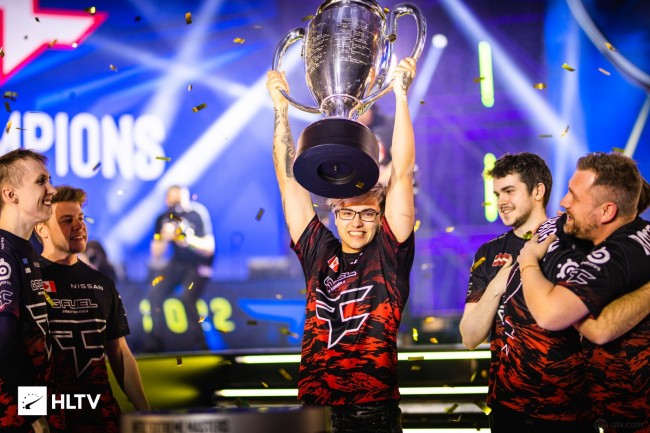 英雄联盟开发者日志：将推出2v2v2v2游戏模式